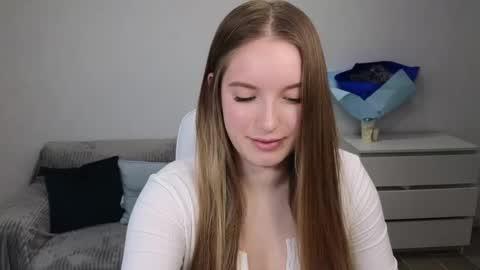 Snapshot of evajuly chatting on December 21, 4:41 am Eva online show from December 21, 4:41 am