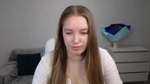 Snapshot of evajuly chatting on January 17, 5:00 am Eva online show from January 17, 5:00 am