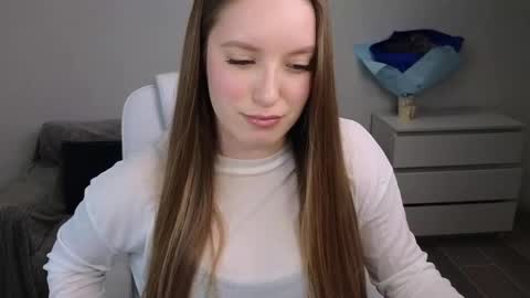Snapshot of evajuly chatting on March 1, 4:22 pm Eva online show from March 1, 4:22 pm