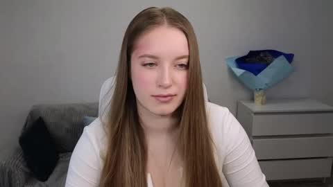 Snapshot of evajuly chatting on January 23, 6:06 am Eva online show from January 23, 6:06 am