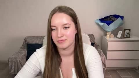 Snapshot of evajuly chatting on September 14, 9:12 pm Eva online show from September 14, 9:12 pm