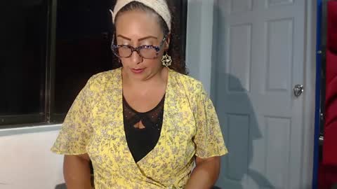 Snapshot of evamills1 chatting on January 3, 1:36 pm Eva Mills online show from January 3, 1:36 pm