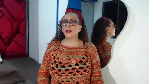 Snapshot of evamills1 chatting on February 14, 7:44 pm Eva Mills online show from February 14, 7:44 pm