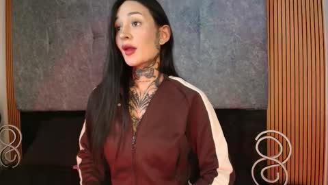 evangeline_hell online show from May 11, 11:34 am