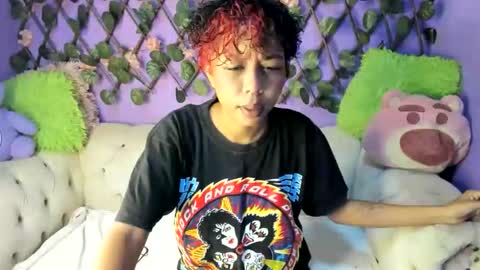 Snapshot of evangely15_ chatting on September 12, 11:28 am evangely15_ online show from September 12, 11:28 am