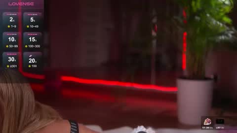 evaorion_ online show from September 14, 7:23 pm