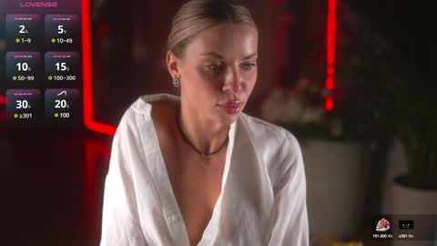 evaorion_ online show from February 6, 2:00 am