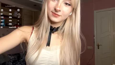 Eva online show from October 27, 7:59 am