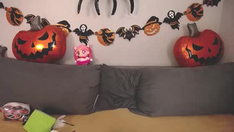 Adelina online show from October 25, 5:37 am