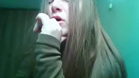 evasapples2026 online show from March 15, 11:51 pm