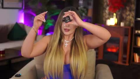 Eva online show from October 31, 4:44 pm