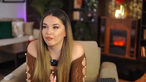 Snapshot of evasunderland chatting on January 18, 7:37 pm Eva online show from January 18, 7:37 pm