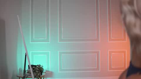 Eva online show from December 22, 10:02 pm