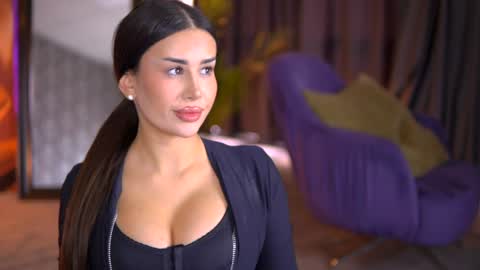 Snapshot of evazane chatting on December 23, 11:25 am Eva online show from December 23, 11:25 am