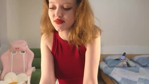 Snapshot of eveleen_soleen chatting on October 5, 2:22 pm Eveleen online show from October 5, 2:22 pm