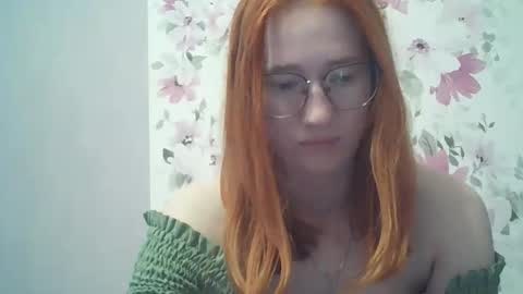 Evelina online show from April 1, 2:36 pm
