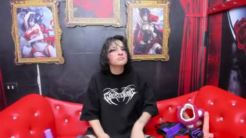 Evelin Hellsing online show from May 14, 10:48 pm