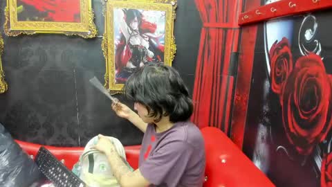 Evelin Hellsing online show from May 19, 2:18 am