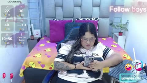 evelin zaens online show from April 8, 5:20 am