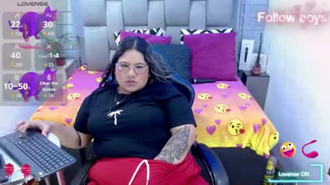 evelin zaens online show from February 15, 7:51 am