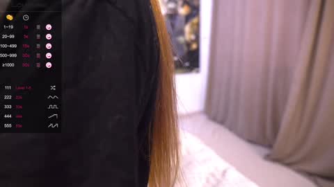 Snapshot of evelina_fox chatting on January 23, 10:32 am Evelina online show from January 23, 10:32 am