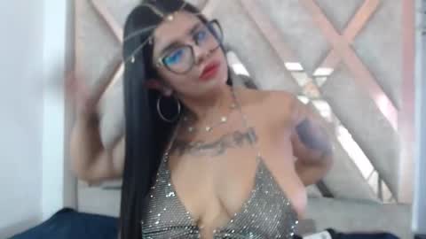 evelingjoyy online show from February 6, 3:15 pm