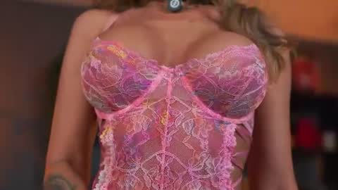 Evelyn online show from July 7, 6:21 pm