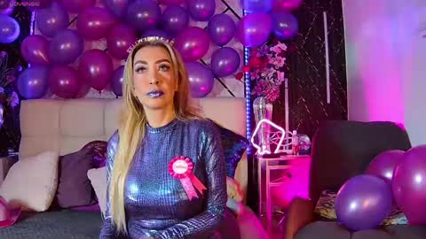 EvelynaGrey online show from June 7, 7:26 am