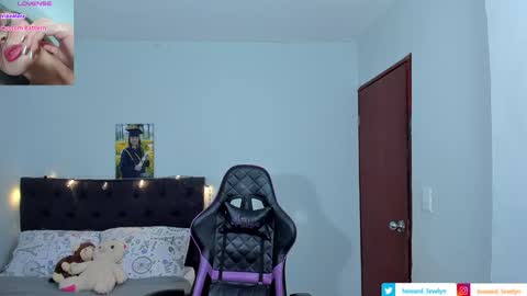 Snapshot of evelynhoward23 chatting on January 10, 3:50 am LAURA SOFIA INDEPENDENT MODEL FOLLOW ME NOW ALMOST 10000 FOLLOWERS online show from January 10, 3:50 am