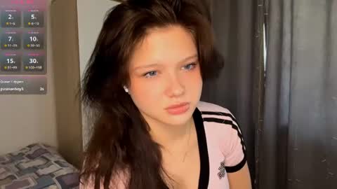 Evelyn Velvet online show from June 24, 10:58 am
