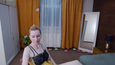 evelynreagan online show from June 27, 12:22 pm