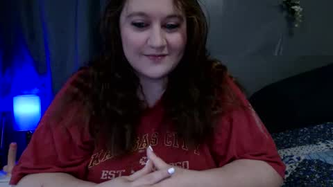 Snapshot of evelynvanderbilt chatting on October 20, 1:03 pm Evelyn Vanderbilt online show from October 20, 1:03 pm