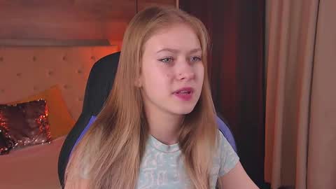 Snapshot of evemundie chatting on March 12, 12:15 pm Eve online show from March 12, 12:15 pm