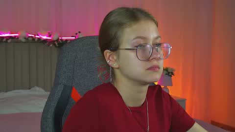 Snapshot of evemundie chatting on October 7, 12:53 pm Eve online show from October 7, 12:53 pm