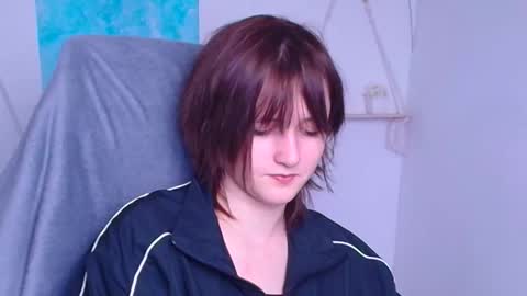 Evie online show from January 11, 12:32 pm