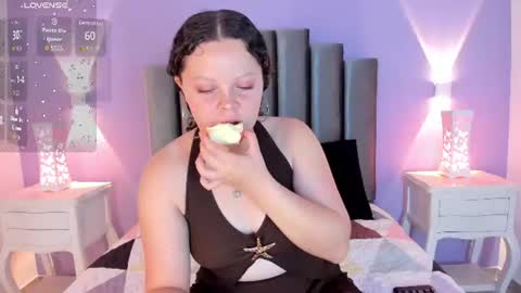 evierouse_ online show from July 23, 8:06 pm