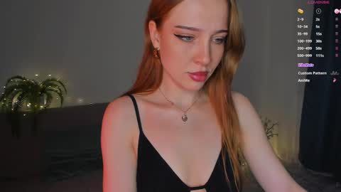 Snapshot of eviesapphire chatting on September 14, 7:34 pm Sofia online show from September 14, 7:34 pm