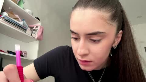 Chloe online show from May 26, 2:49 pm