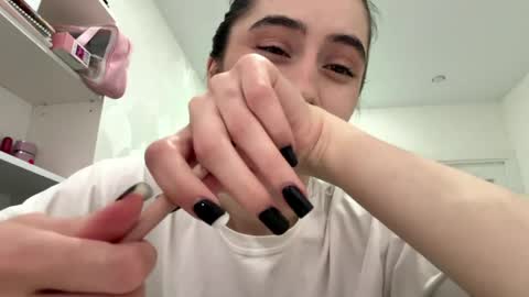 Chloe online show from May 15, 1:36 pm