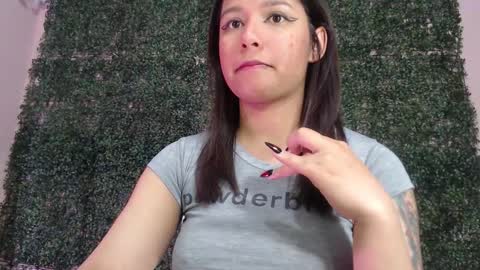 Im Evy online show from February 13, 5:03 pm