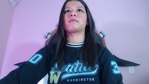 Snapshot of evybubbles_ chatting on September 21, 5:06 am Im Evy online show from September 21, 5:06 am