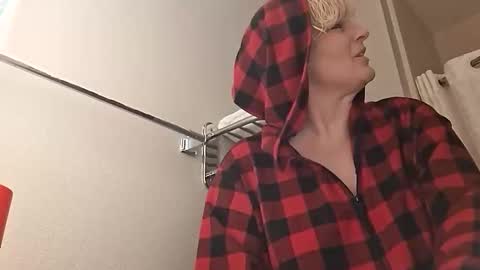 excitmama online show from March 3, 10:54 am