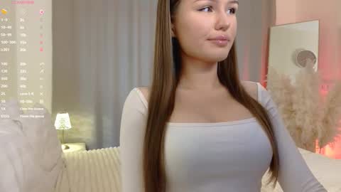 Snapshot of exclusive_model_ chatting on October 7, 2:43 pm Angel online show from October 7, 2:43 pm