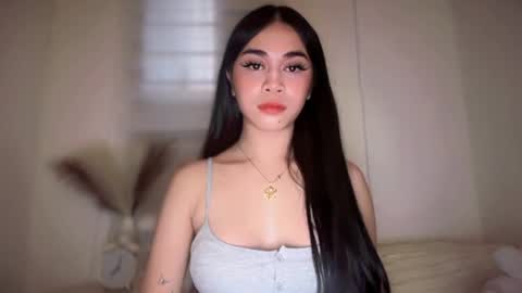 chloee online show from February 15, 7:51 am