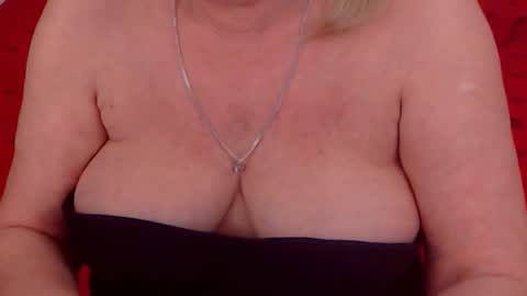 Snapshot of experiencedalana chatting on February 14, 10:58 pm Alana online show from February 14, 10:58 pm