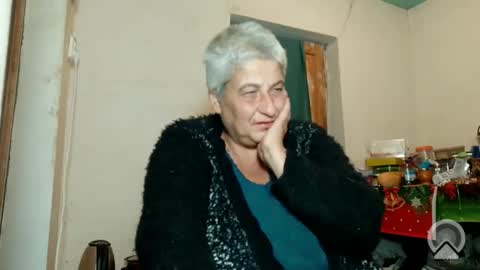 Snapshot of exquisitemature chatting on September 19, 10:20 pm ExquisiteMature online show from September 19, 10:20 pm