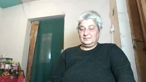 Snapshot of exquisitemature chatting on October 19, 9:22 am ExquisiteMature online show from October 19, 9:22 am