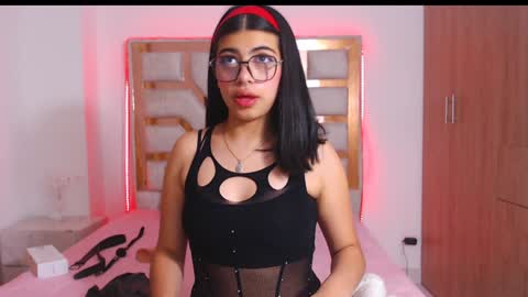 eylin_sofia online show from February 9, 4:25 am