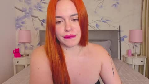 Mia online show from July 17, 10:02 pm