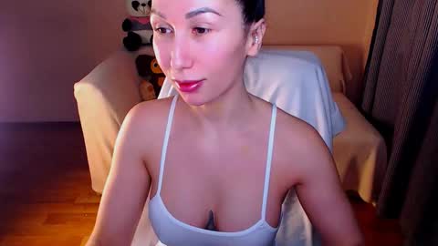 Snapshot of fairy_elli_hot chatting on October 7, 10:47 pm Elli online show from October 7, 10:47 pm